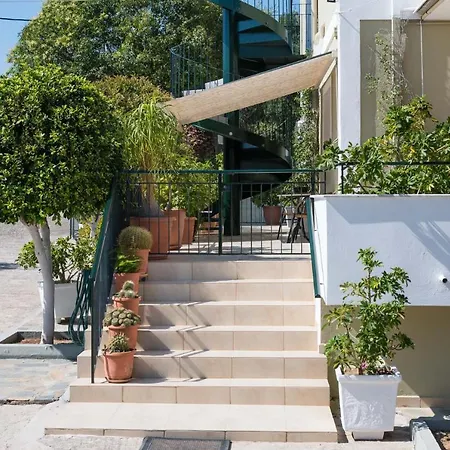 Siora Maria Argostolion