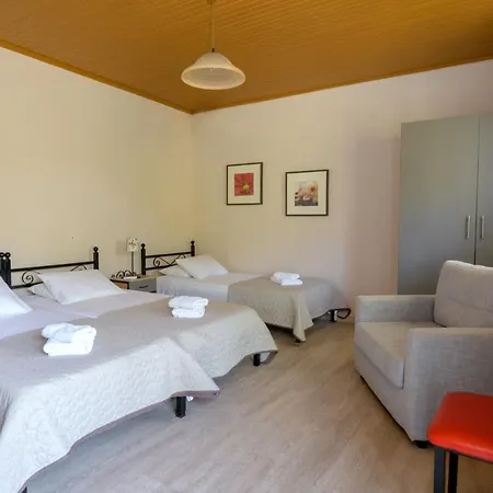 Siora Maria Apartment *