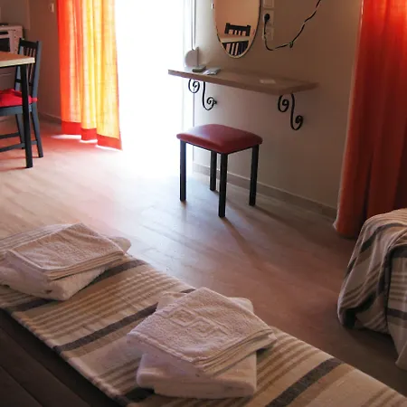 Siora Maria Argostolion