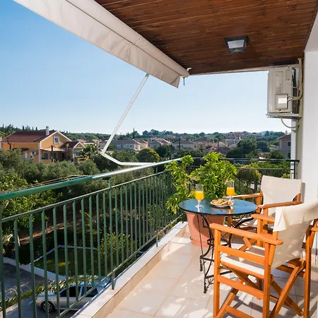 Apartament Siora Maria *