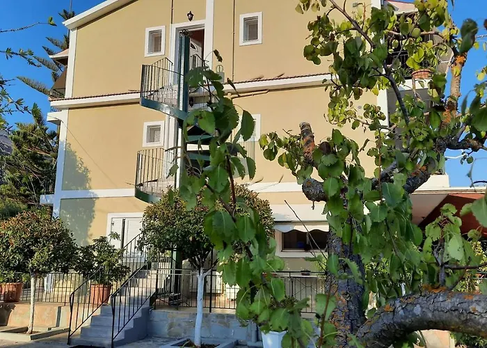 Siora Maria * Αργοστόλι